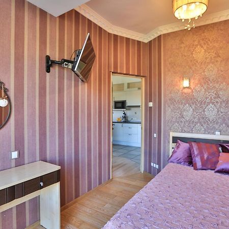 Apartment Romanovskie Na Krasnoy Polyane Krasnaya Polyana  Dış mekan fotoğraf